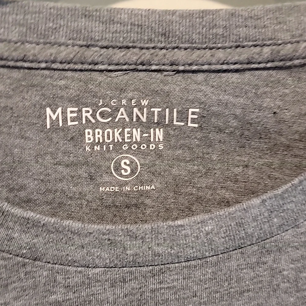 J crew mercantile size small xmas truck xmas tree shirt t shirt